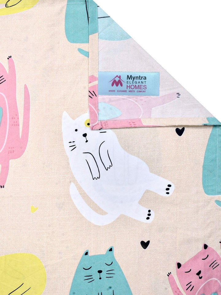 Myntra Elegant Homes Beige Cartoon Print 300 TC King Double Bedsheet dengan 2 Sarung Bantal