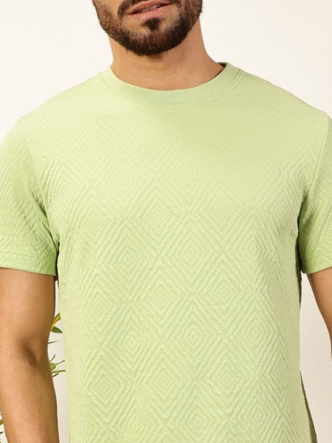 Thomas Scott Men Anti Odour Solid Round Neck T-Shirt