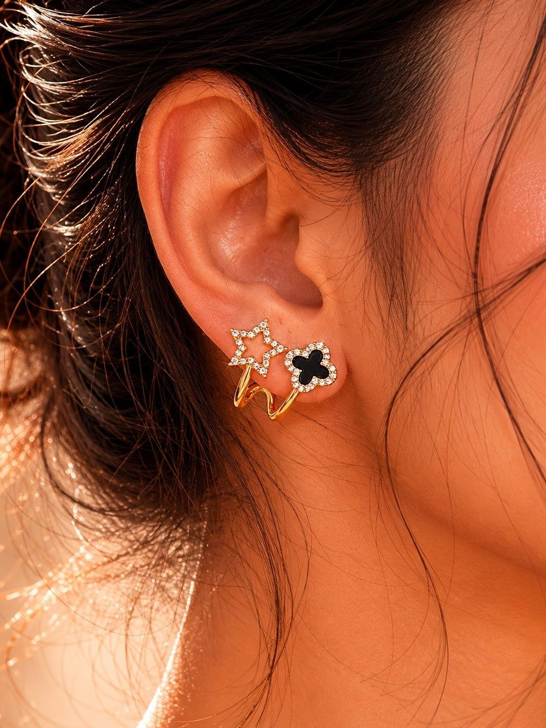 VOGUE PANASH Quirky Studs Earrings