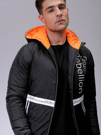 The Indian Garage Co Men Colourblocked Lightweight Puffer Jacket with Patchwork