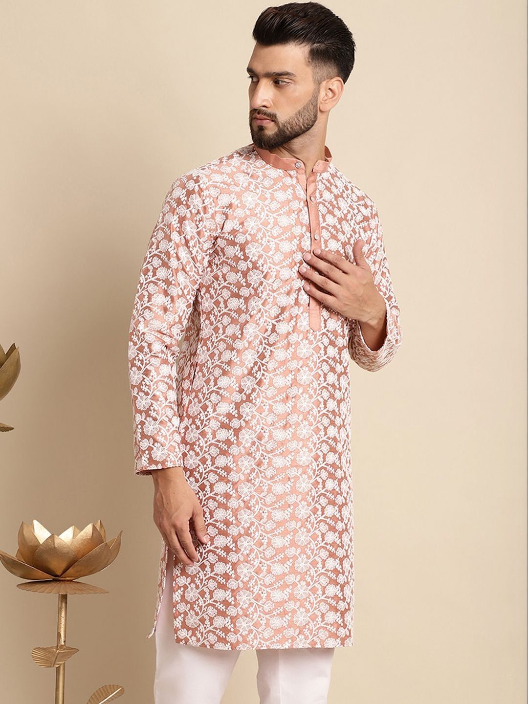 Anouk Men Embroidered Thread Work Kurta