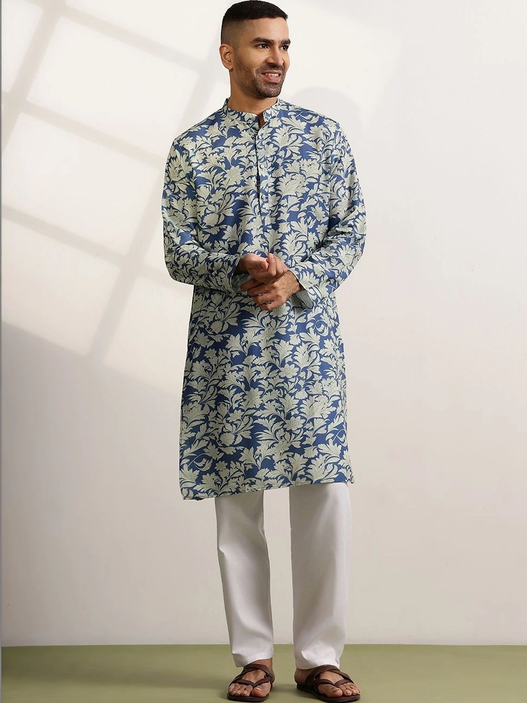 Anouk Men Floral Printed Kurta Biasa dengan Seluar