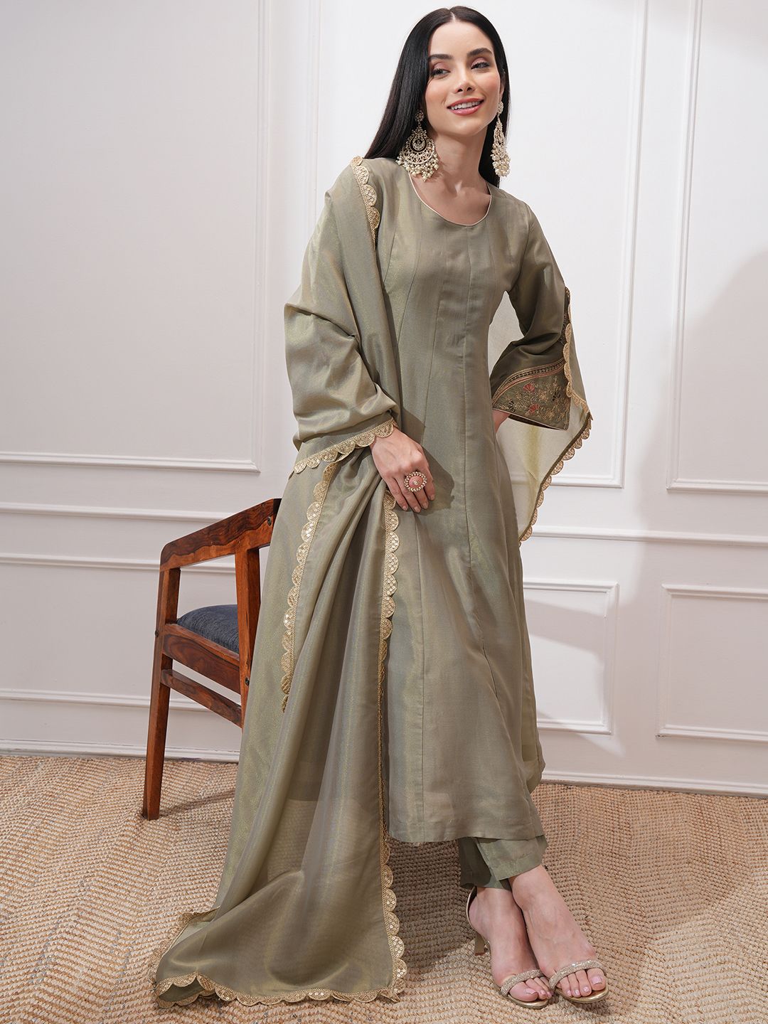 Vishudh Women Ethnic Motifs Embroidered Regular Kurta with Trousers & With Dupatta