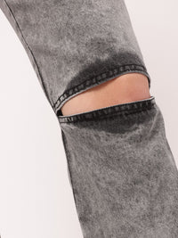 DressBerry Women Grunge Vibe Ripped Straight Jeans