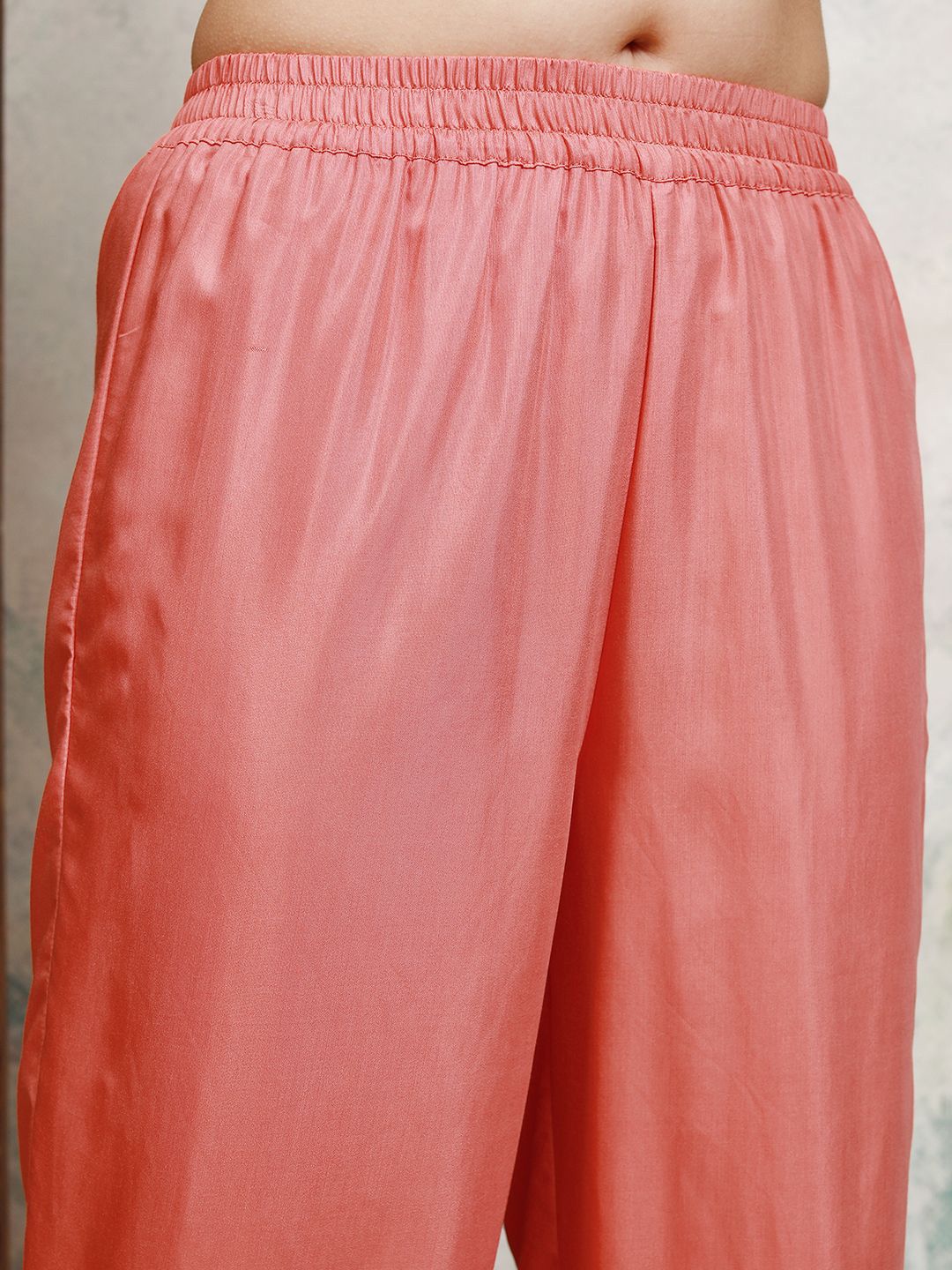 Vishudh Floral Printed Round Neck Straight Kurta with Trousers & Dupatta