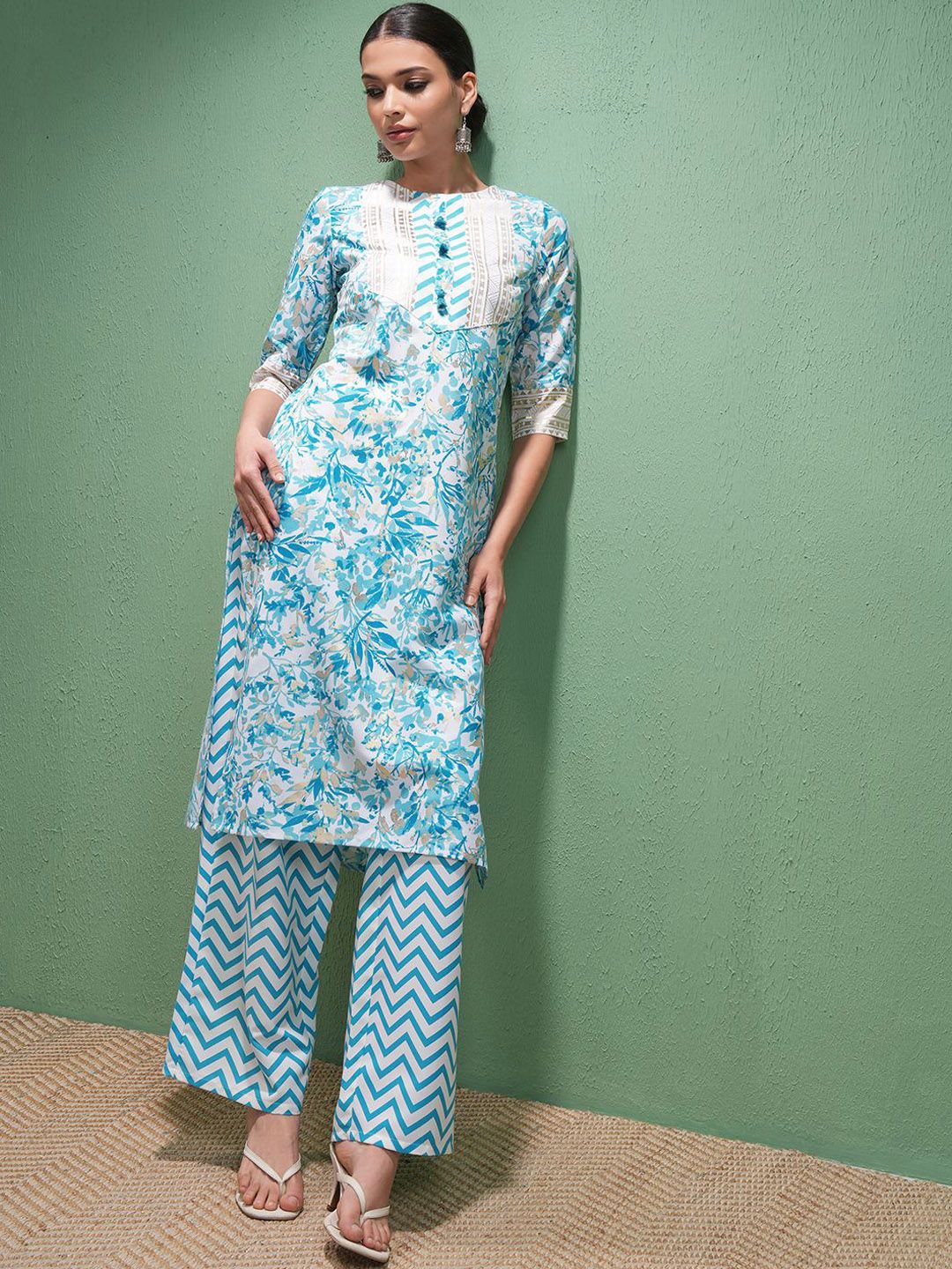 Vishudh Women Floral Printed Regular Kurta with Palazzos & With Dupatta