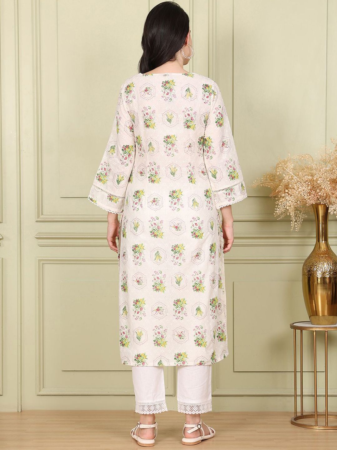 W Women Floral Embroidered Cold-Shoulder Sleeves Mirror Work Kurta