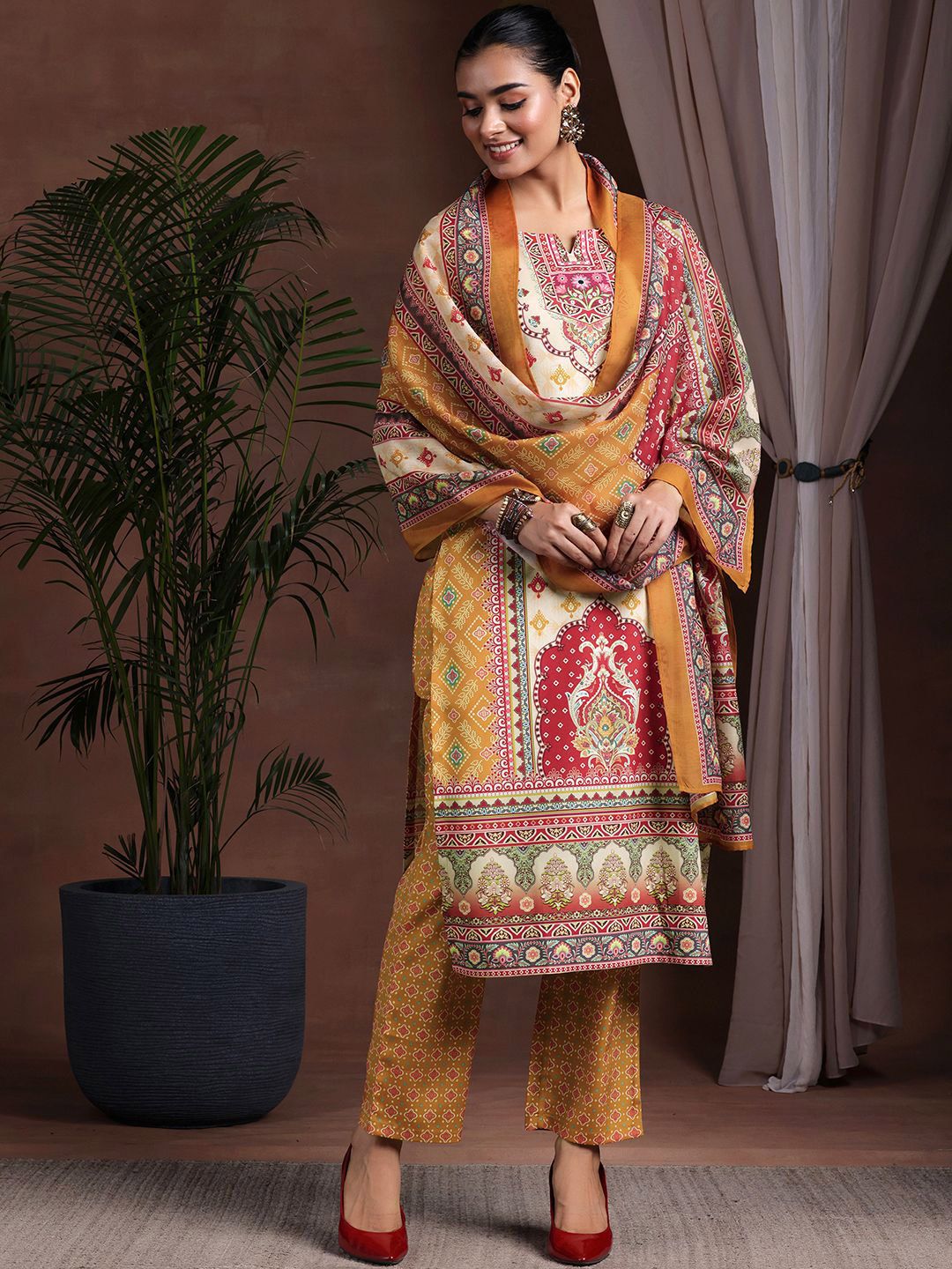 Libas Ethnic Motifs Printed Kurta with Trousers & Dupatta