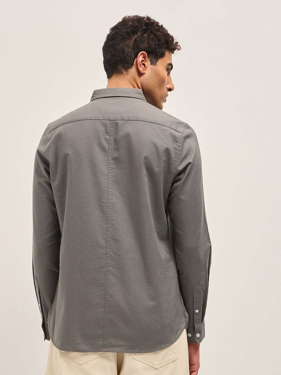THE BEAR HOUSE Men Slim Fit Solid Spread Collar Casual Cotton Linen Shirt