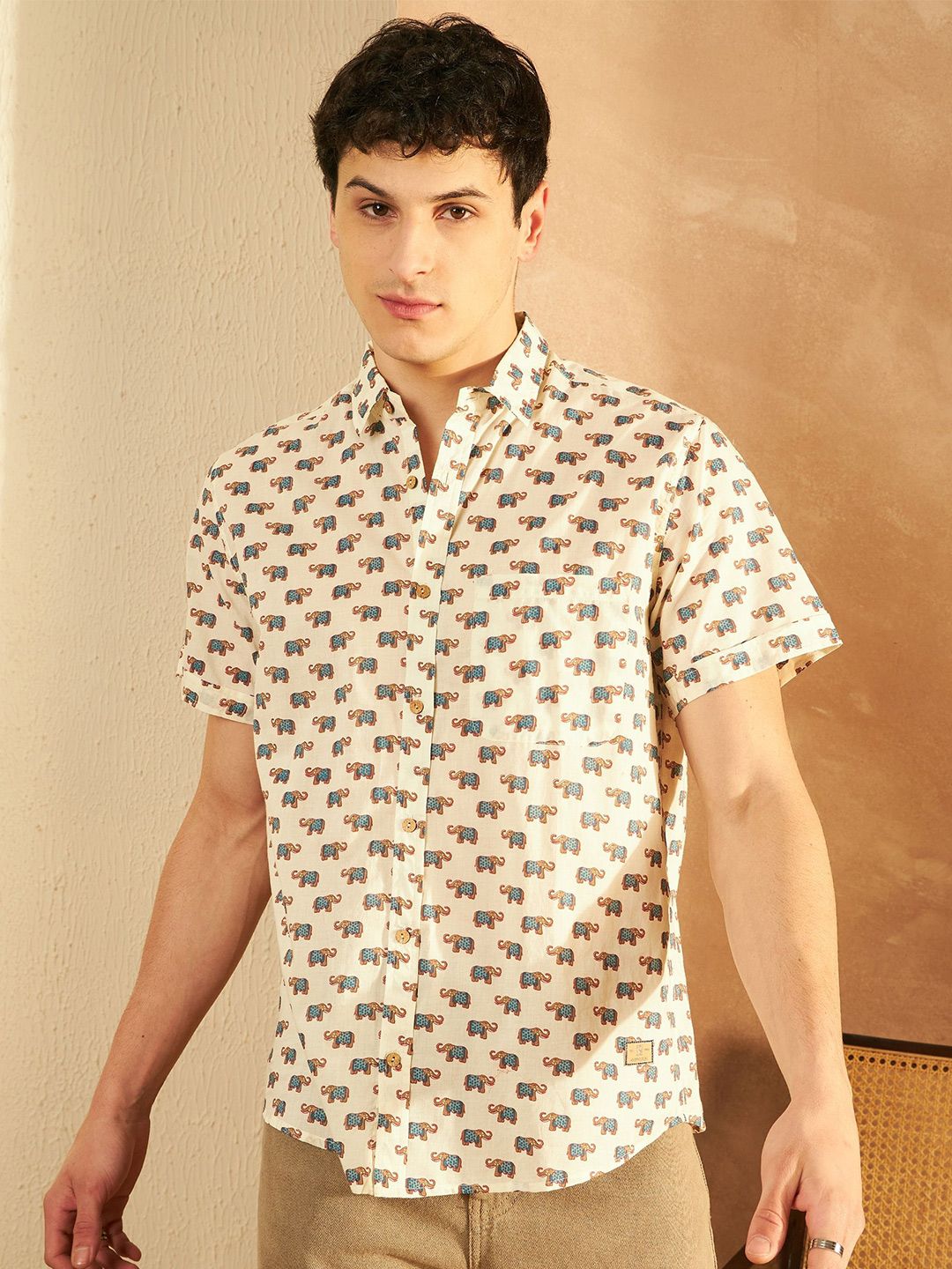 DENNISON Men Comfort Fit Animal Printed Spread Collar Cotton Casual Shirt