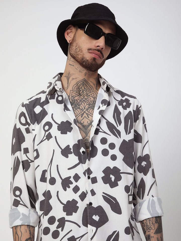 VASTRADO Men Classic Fit Spread Collar Floral Printed Casual Shirt