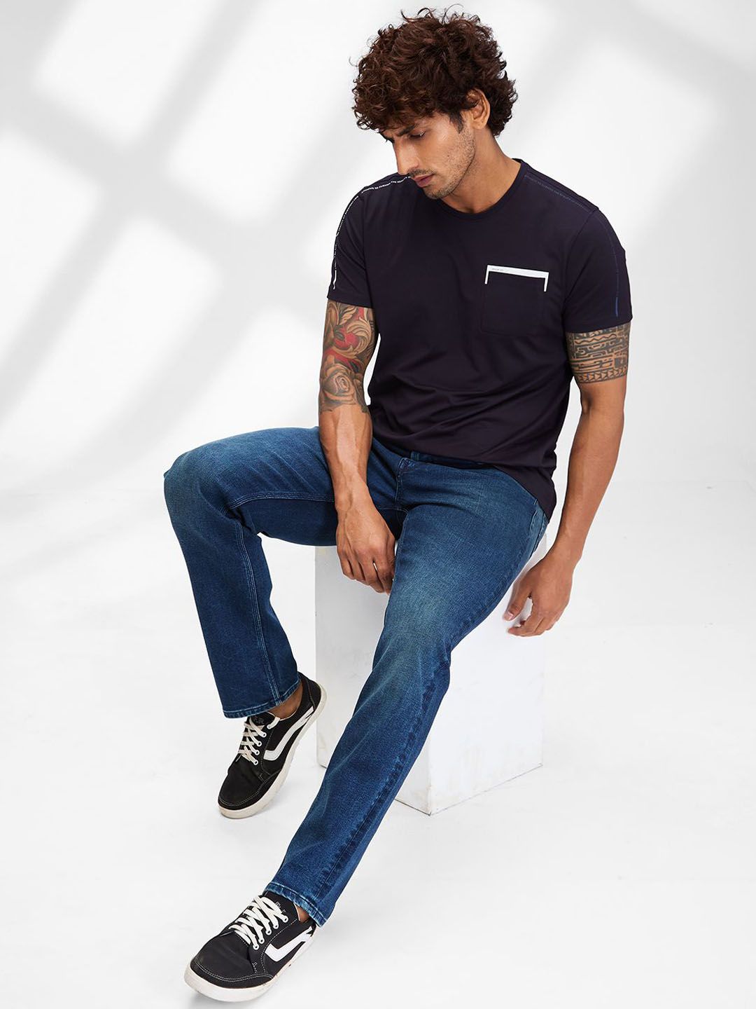 SPYKAR Men Light Fade Regular Fit Mid Rise Stretchable Jeans