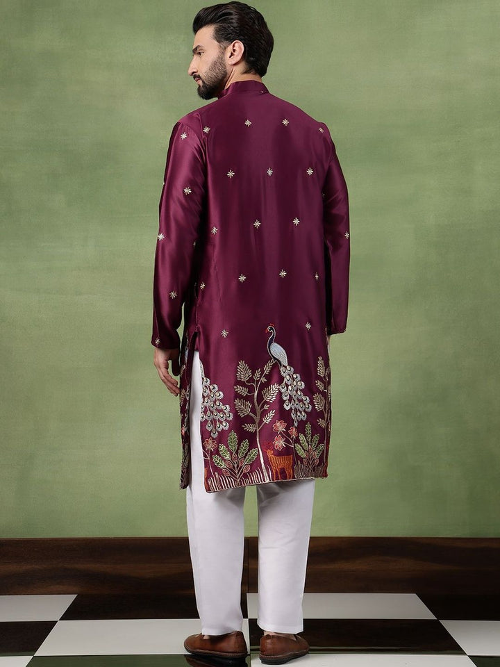 SOJANYA Men Floral Embroidered Thread Work Kurta