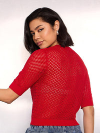 SASSAFRAS Crochet Round Neck Half Sleeve Beach Cover-up Top