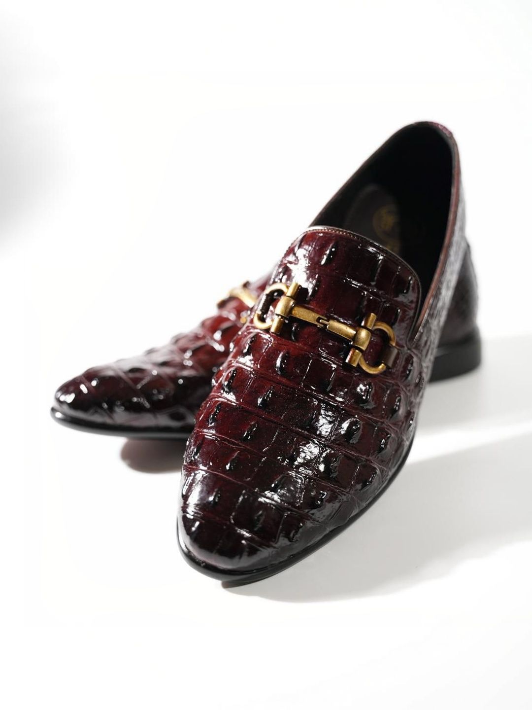 MONKSTORY Men Horsebit Exotic Scale Textured Slip-Ons Formal Shoes
