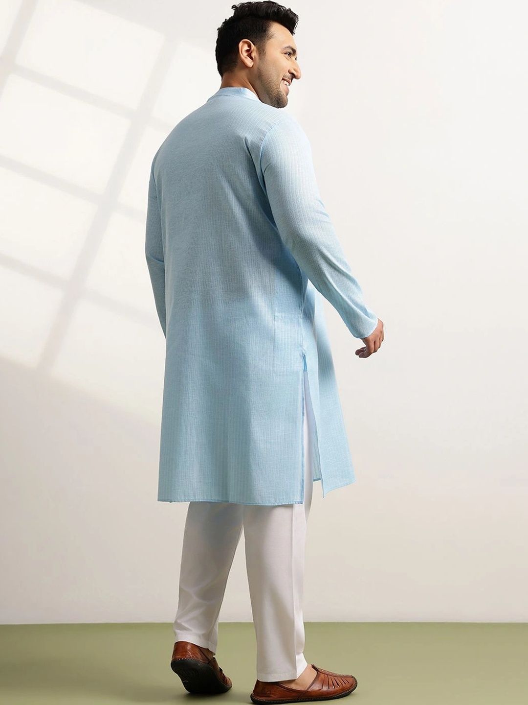 SOJANYA PLUS Men Regular Pure Cotton Kurta with Pyjamas