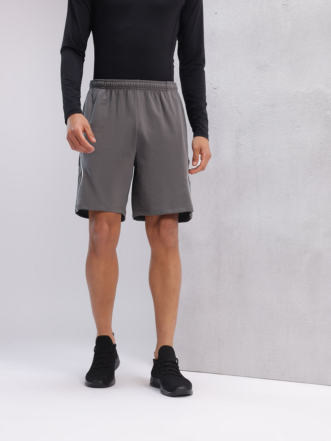 HRX by Hrithik Roshan Men Mid-Rise Regular Fit Lifestyle Shorts