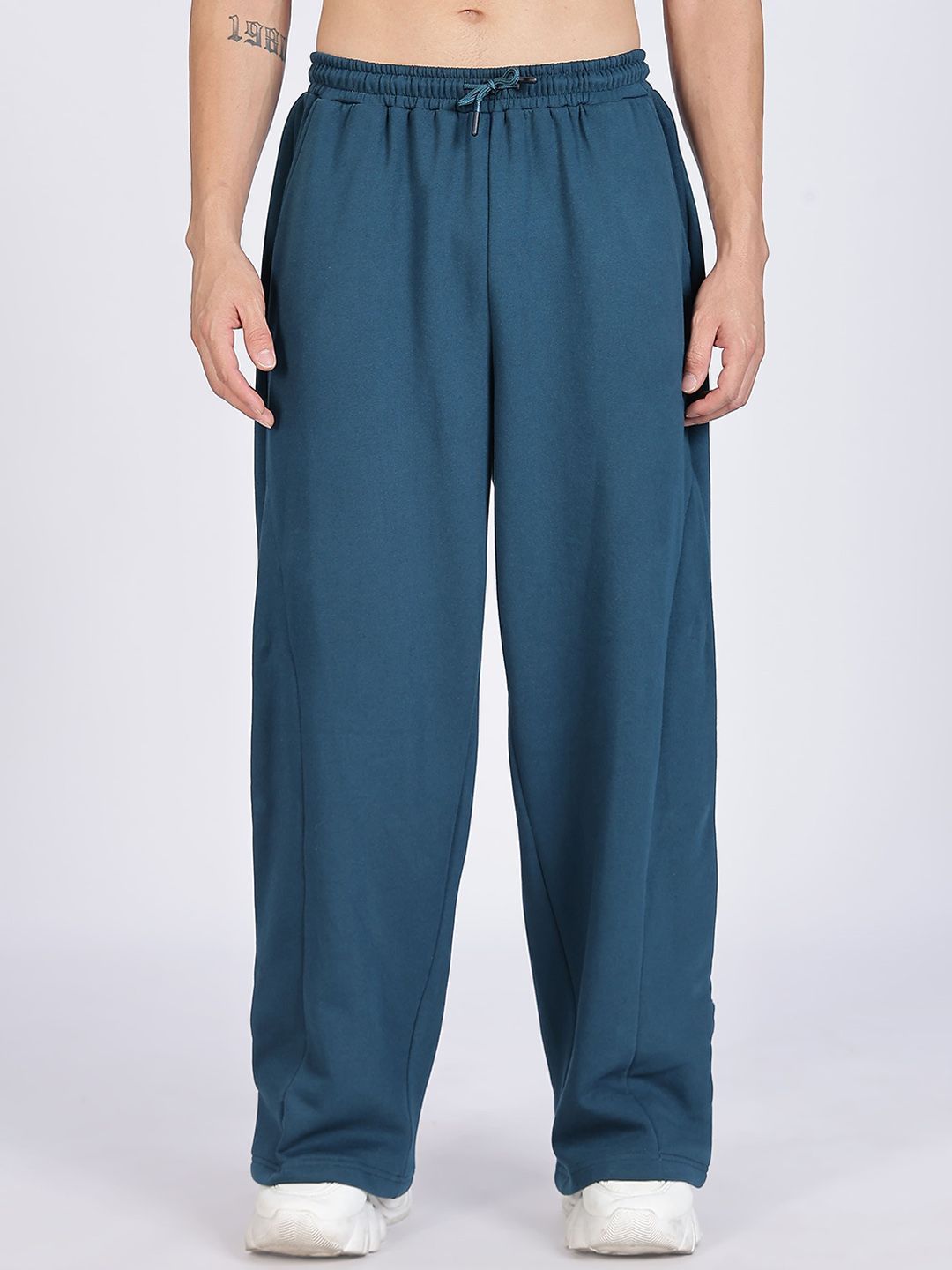 Eszett Men Relaxed Korean Fit Easy Wash High-Rise Seluar