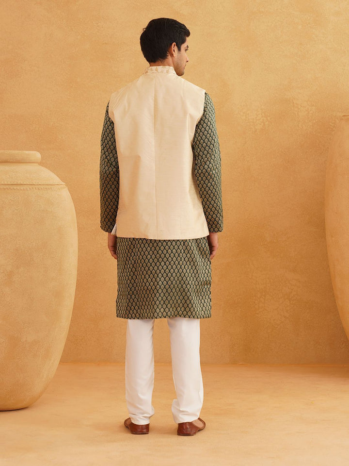 SOJANYA Motif Etnik Bercetak Kurta Kolar Mandarin Dengan Jaket Churidar Dan Nehru