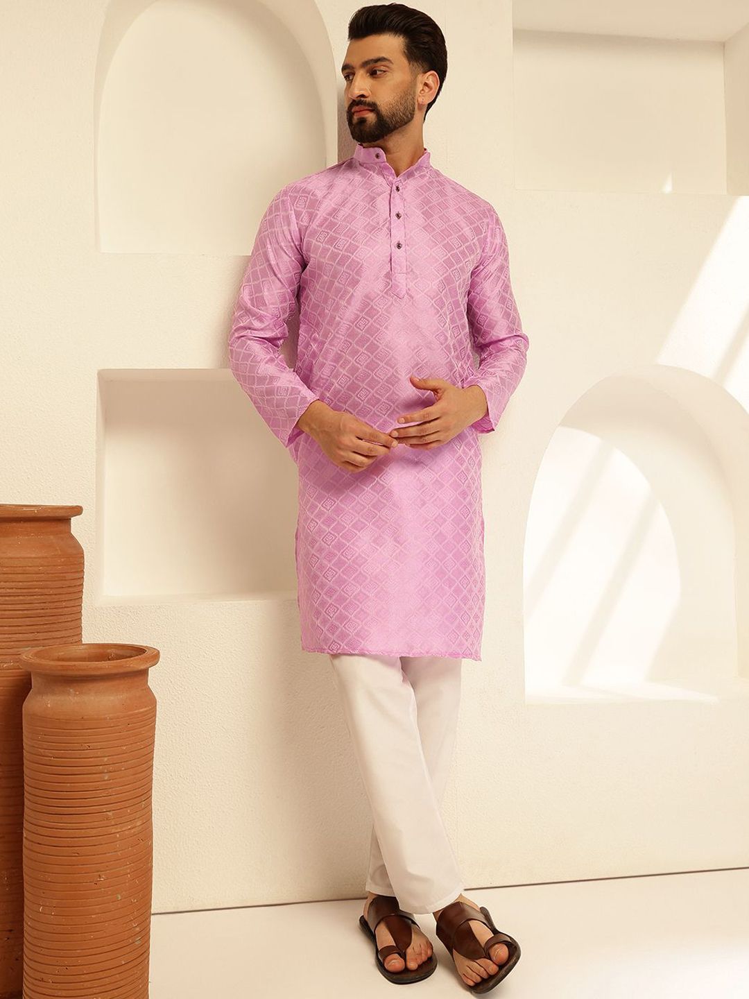 SOJANYA Woven Design Mandarin Collar Straight Kurta