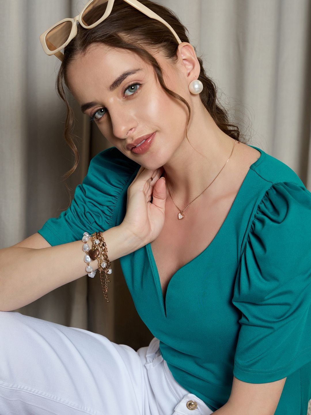 Berrylush Women Puff Sleeves T-shirt