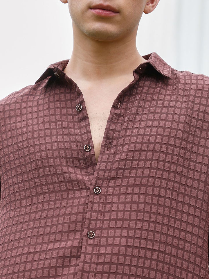 Campus Sutra Men Comfort Fit Checked Spread Collar Casual Shirt
