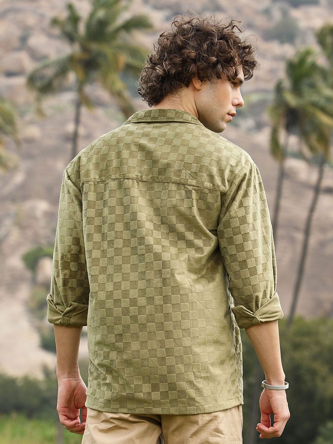 Campus Sutra Men Comfort Opaque Casual Shirt