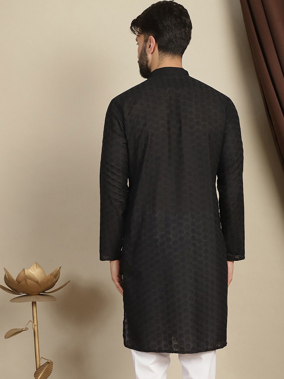 Anouk Floral Embroidered Thread Work Pure Cotton Straight Kurta