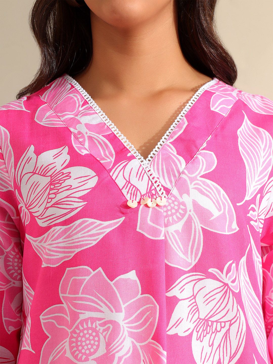 Mamicha Women Floral Printed Regular Pure Cotton Kurta with Trousers