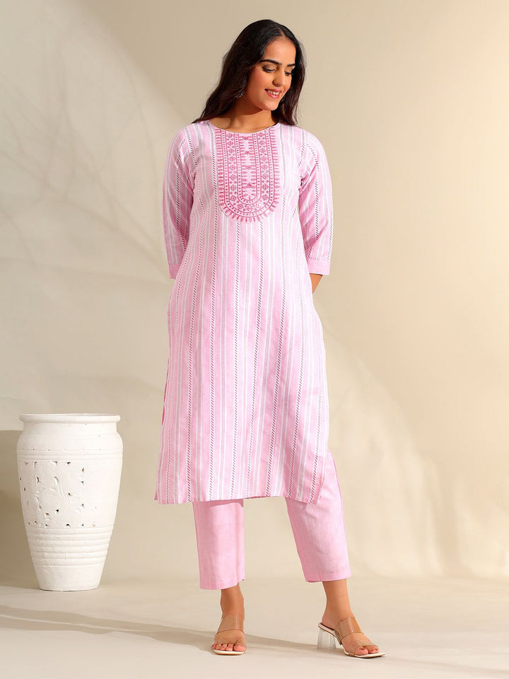 Mamicha Women Striped Regular Thread Work Pure Cotton Kurta with Trousers