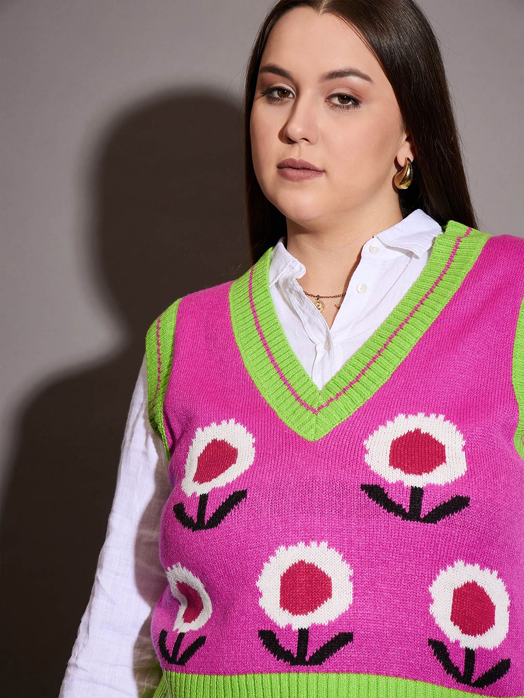 SASSAFRAS Curve Women Floral Printed Sweater Vest