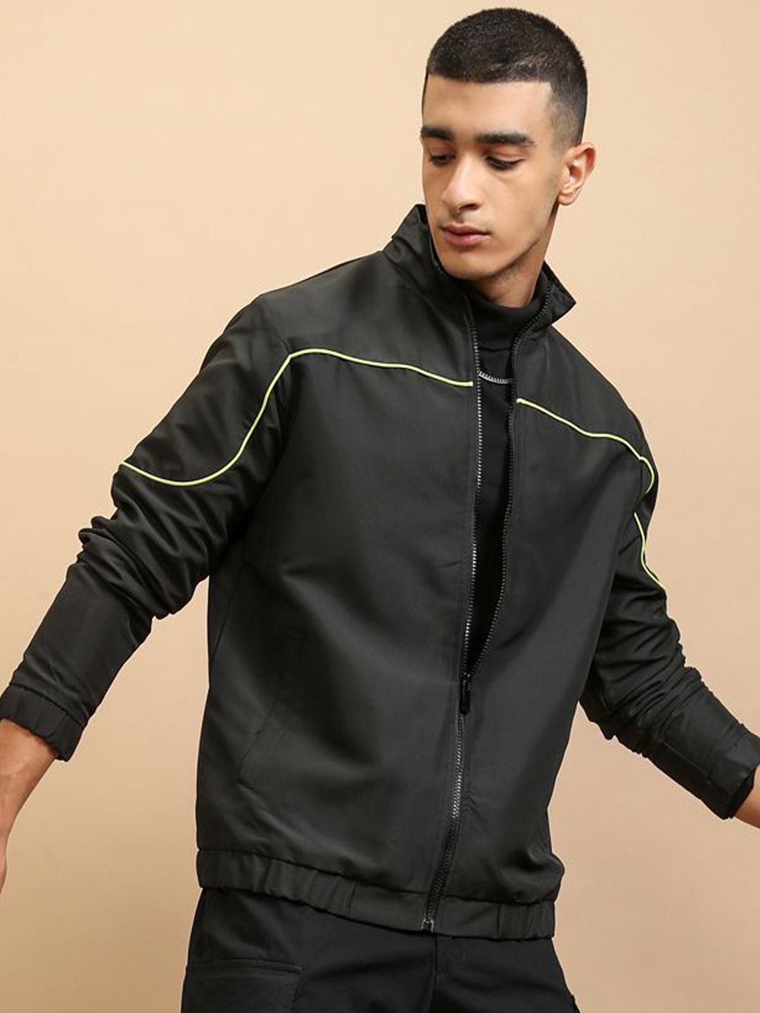 HIGHLANDER Men Checked Crop Outdoor Sporty Jacket