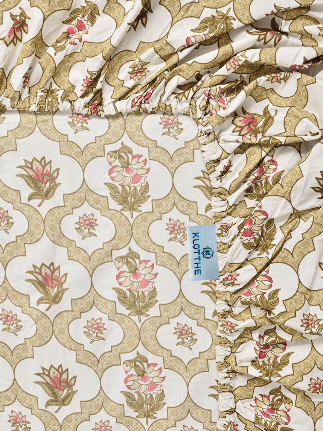 KLOTTHE Yellow & White Printed 300 TC Double Bedsheet With 2 Pillow Covers- 2.5 m x 2.25 m