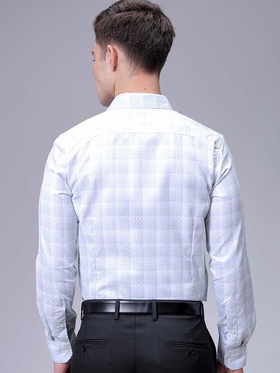 The Indian Garage Co. X Luxe Men Slim Fit Cutaway Collar Checked Formal Shirt