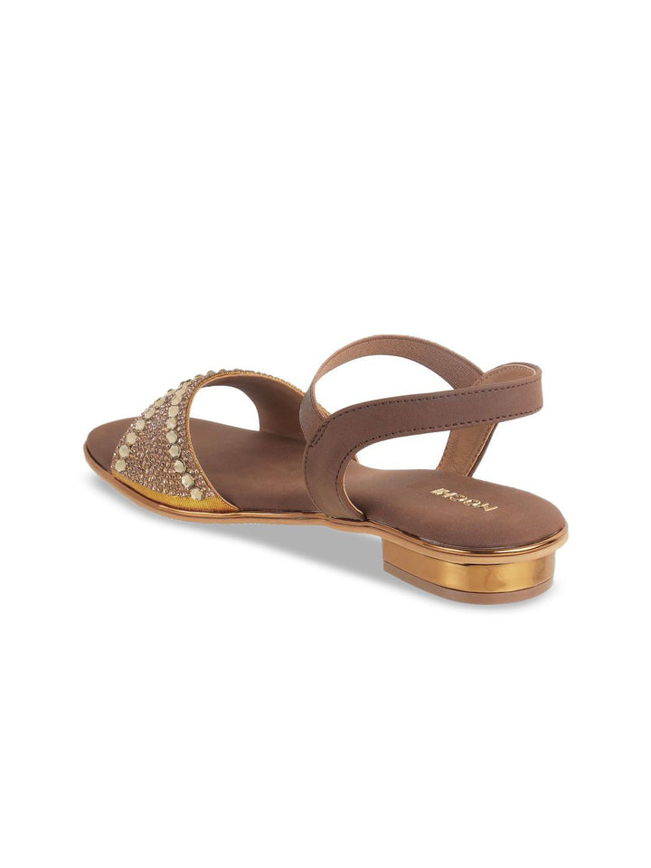 Mochi Women Embellished Flatform