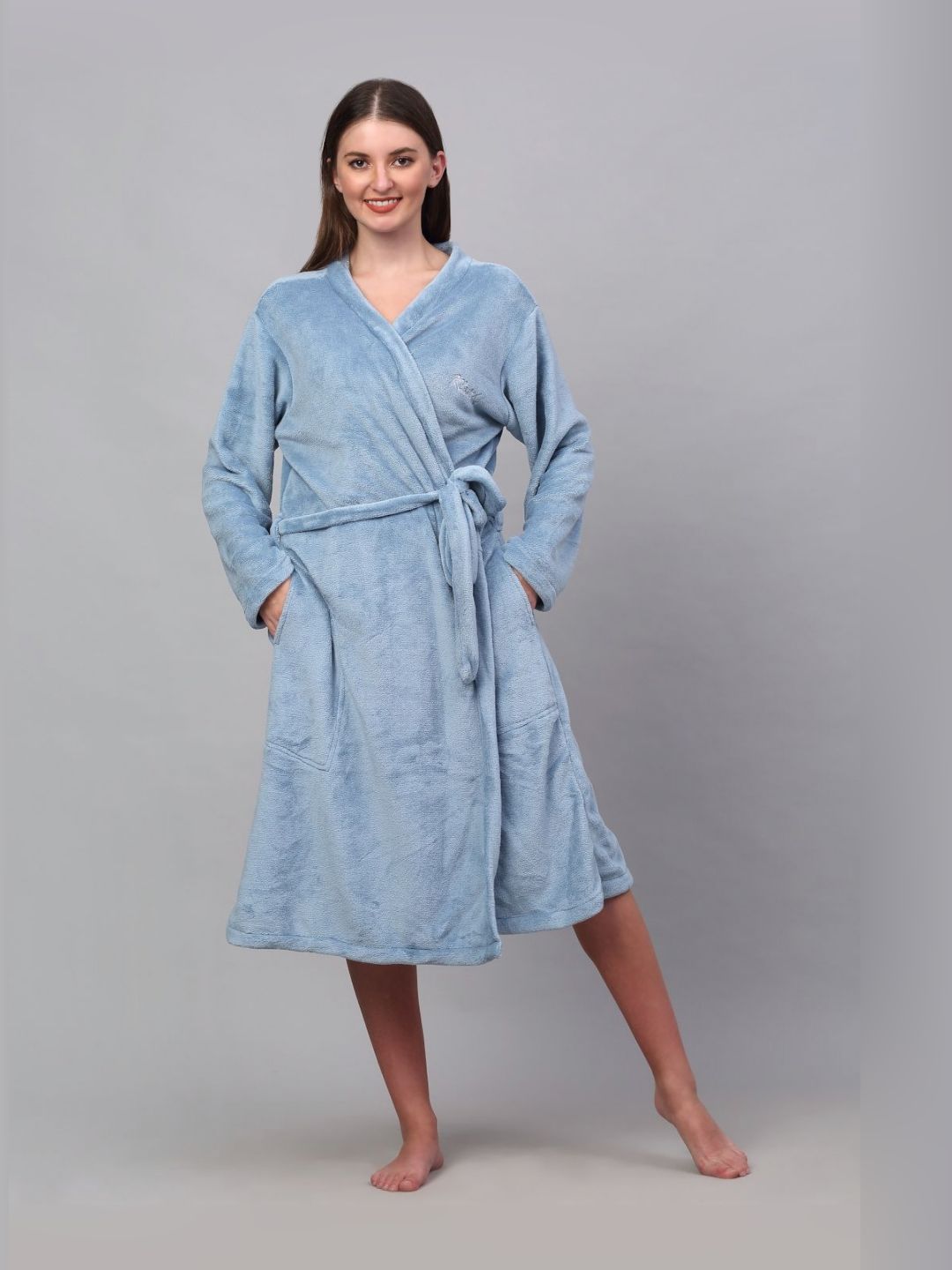 KLOTTHE Blue Shawl Collar Woollen Bath Robe With Belt
