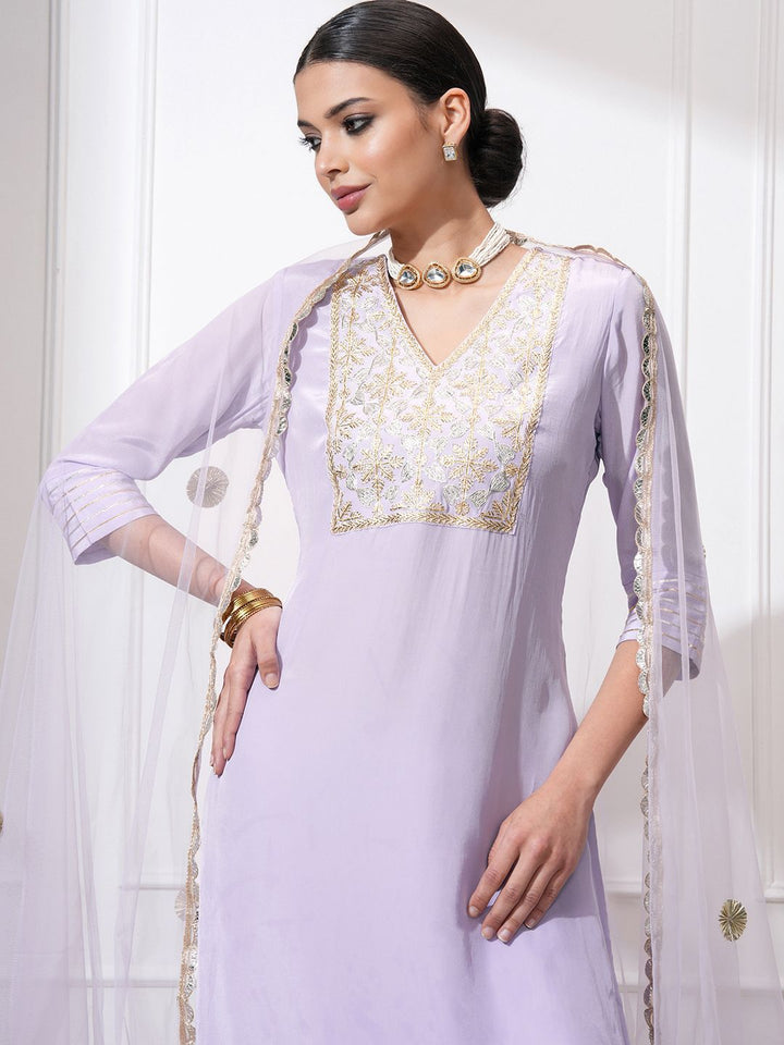 Vishudh Women Ethnic Motifs Embroidered Regular Kurta with Trousers & With Dupatta
