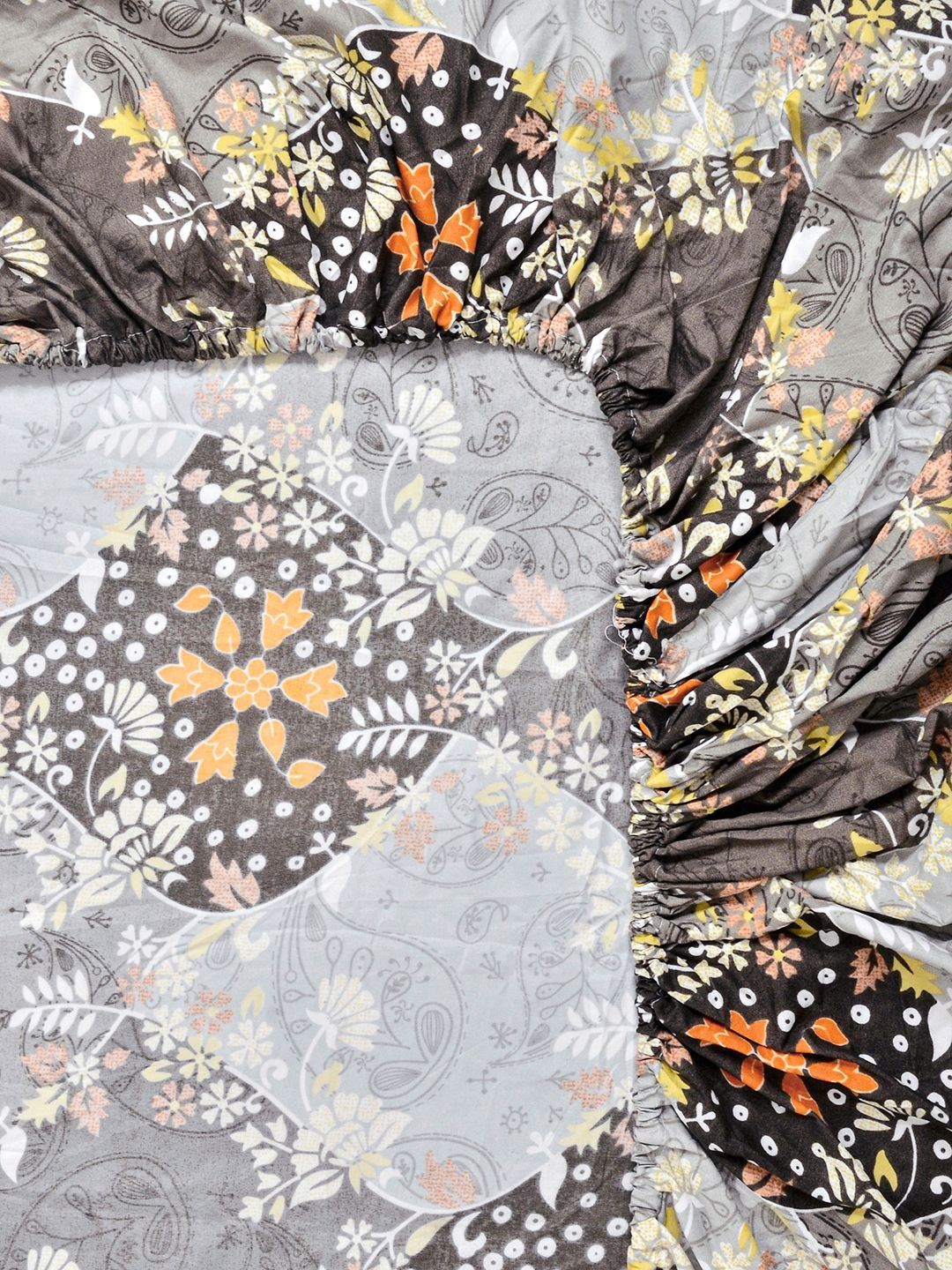 Myntra Elegant Homes Grey Floral 300 TC Cadar Katil King dengan 2 Sarung Bantal