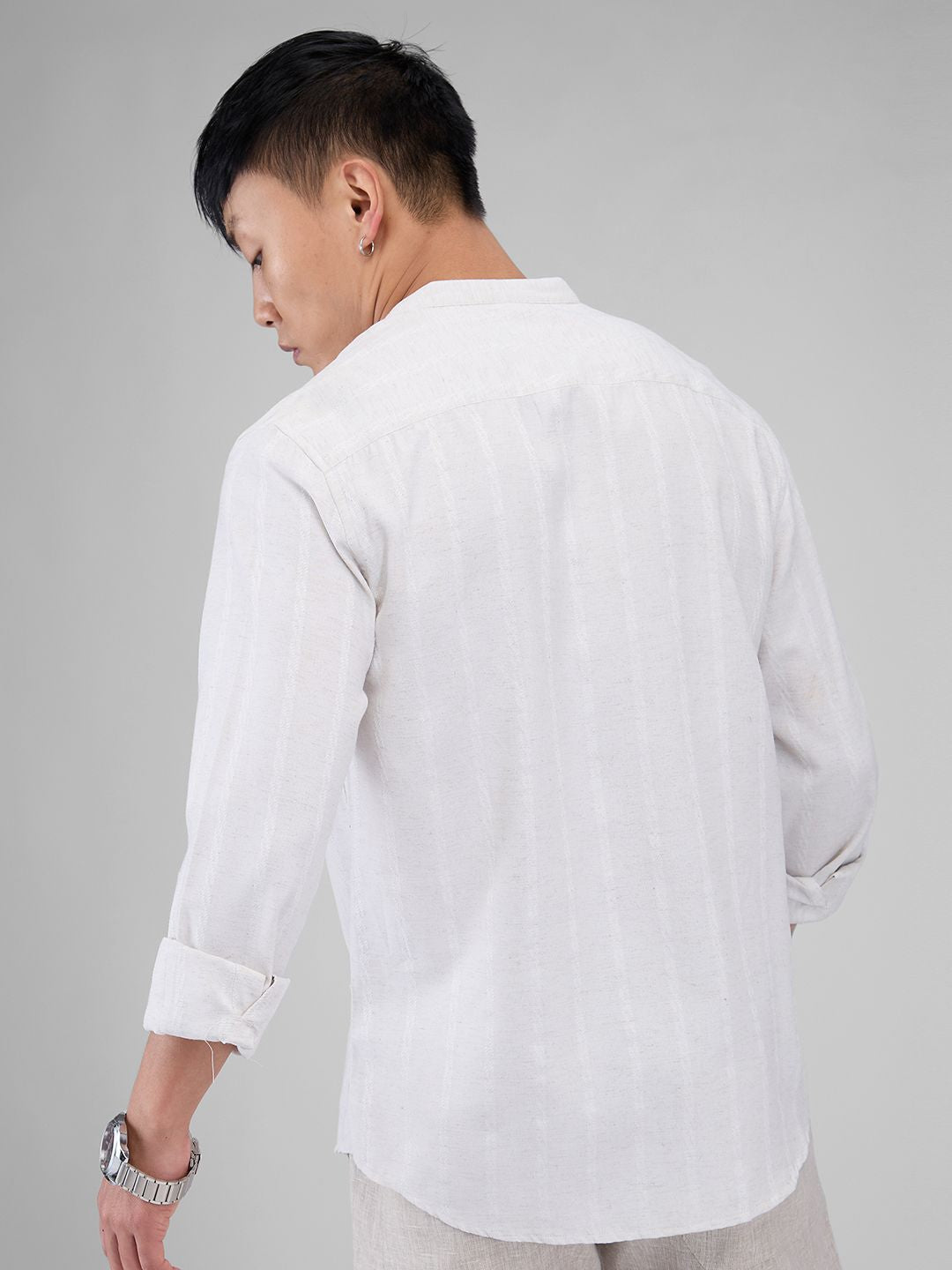 VASTRADO Woven Design Mandarin Collar Thread Work Cotton Straight Kurta