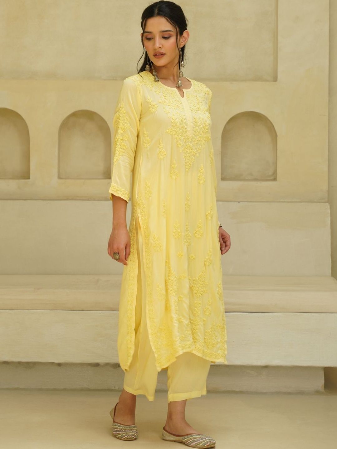 House of Chikankari Women Embroidered Chikankari Kurta