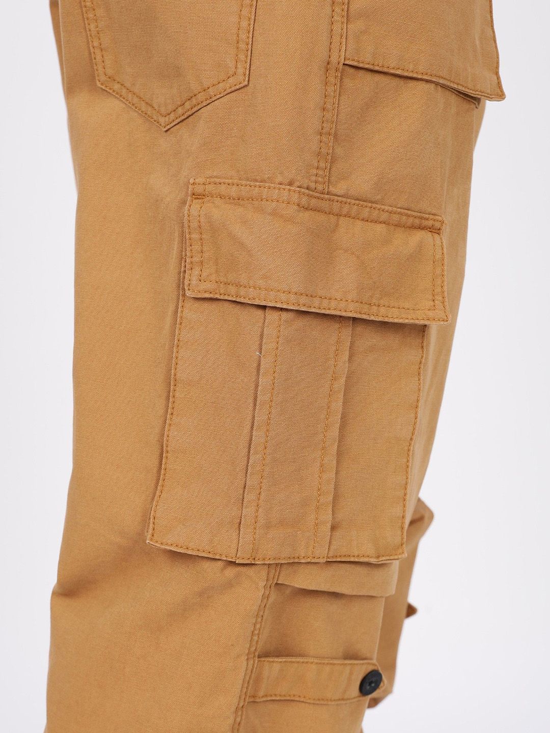 Eszett Men Baggy Fit Cargos Trousers