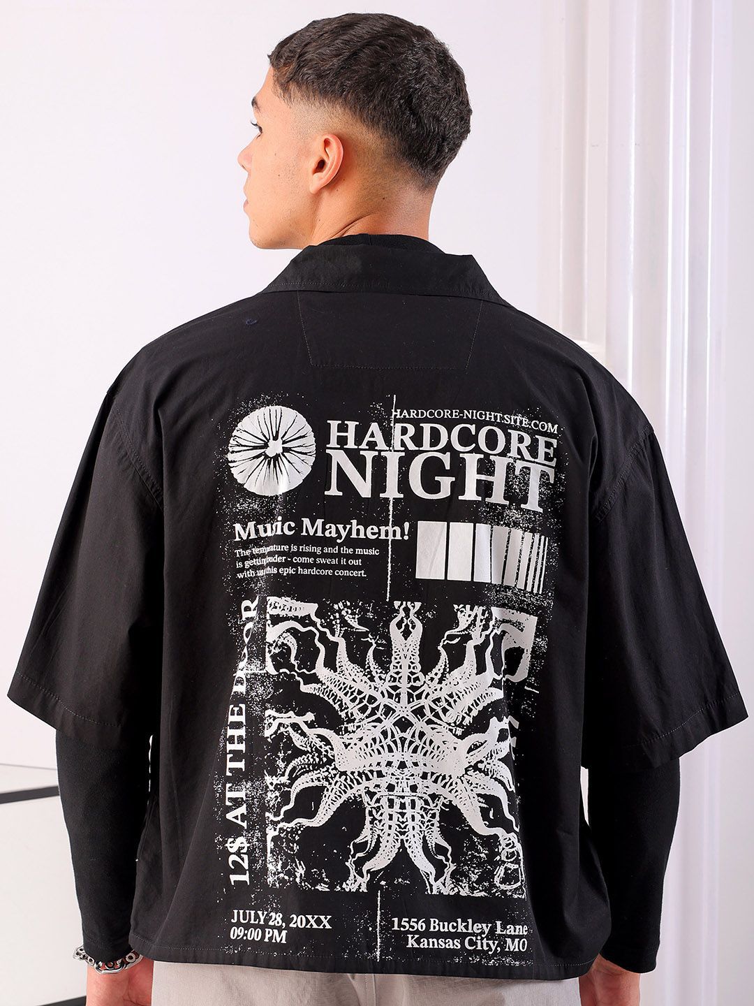 The Indian Garage Co Men Spread Collar Graphic Printed Cotton Boxy Casual Shirt