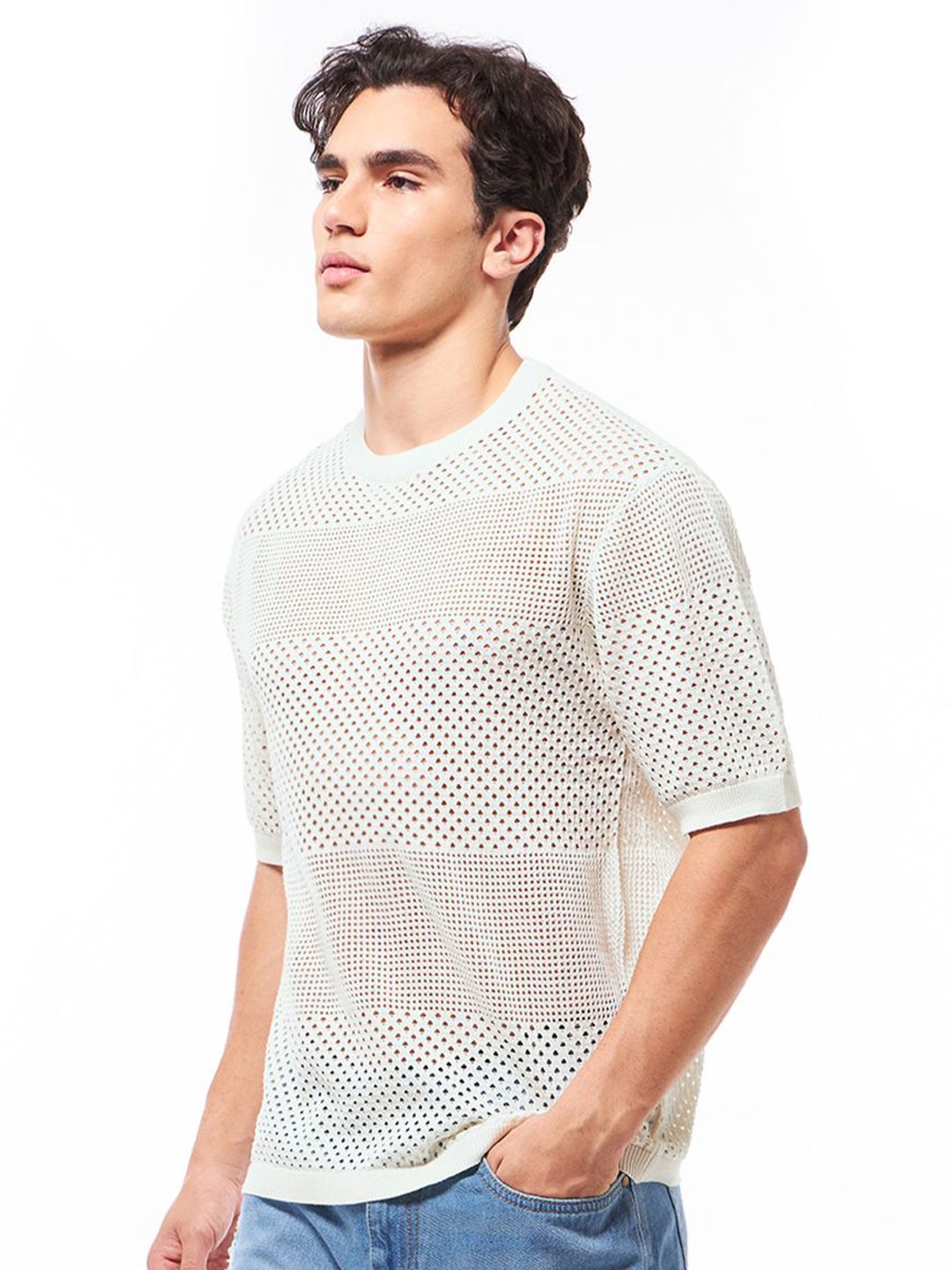 Bewakoof Pure Cotton Gardenia Regular Fit Flatknit T-shirt