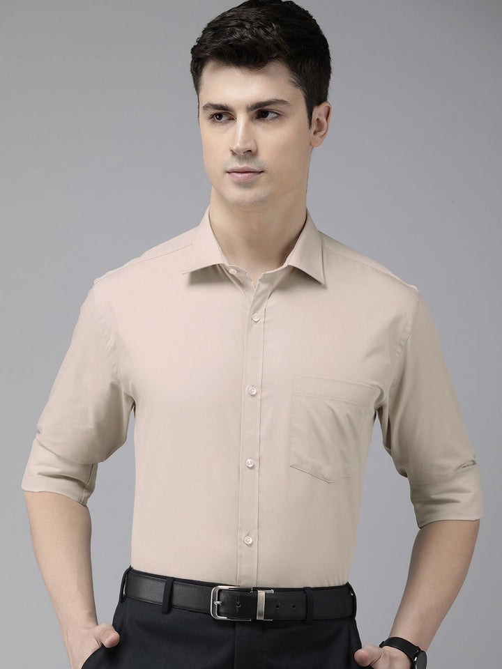 Baju Formal Slim Fit Park Avenue