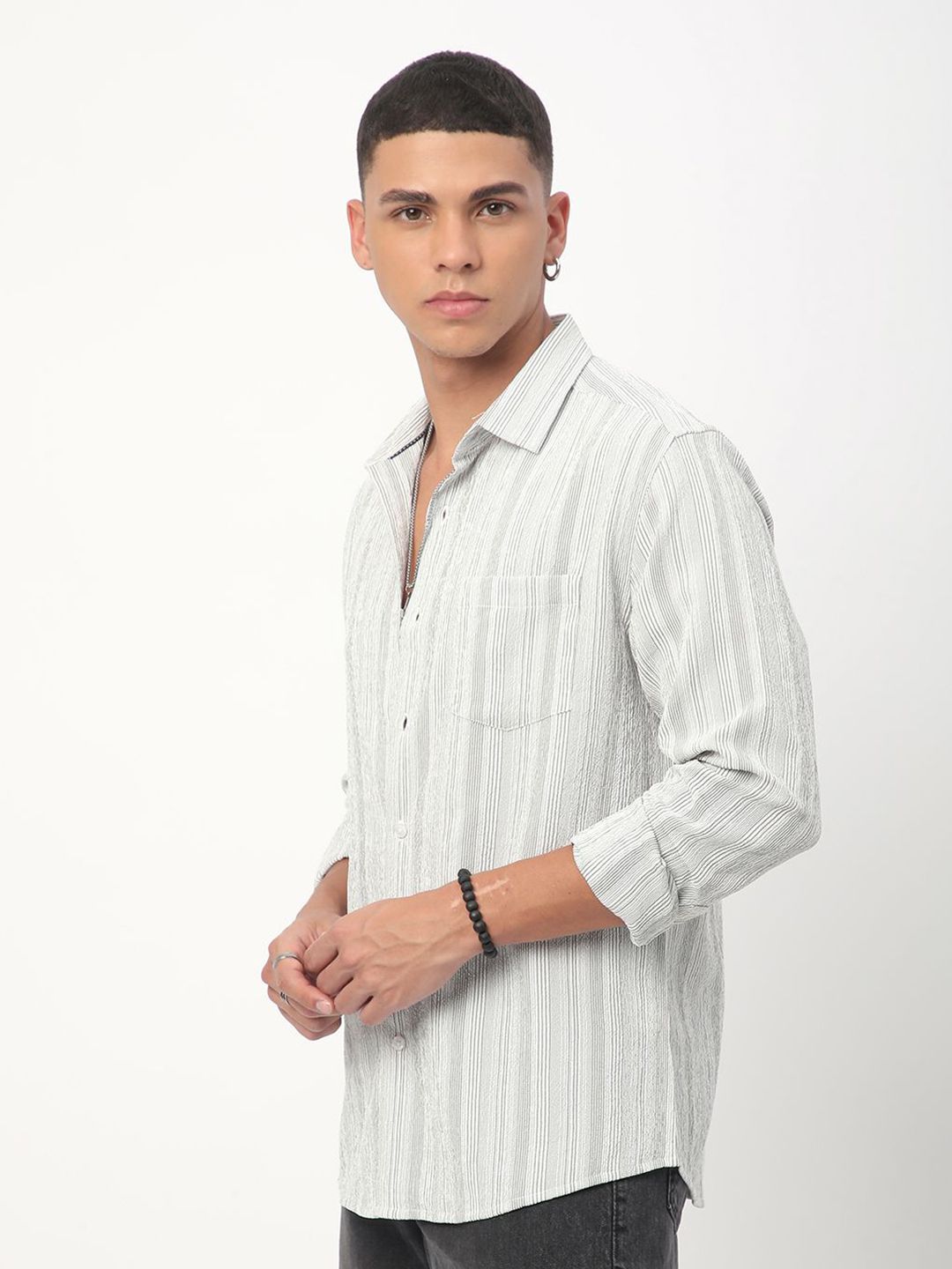 VASTRADO Men Classic Spread Collar Multi Striped Slim Fit Casual Shirt