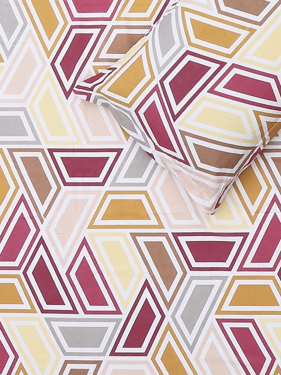 Monte Carlo Pink & White Printed Cotton 104 TC Queen Bedsheet Set 2.24 m x 2.54 m