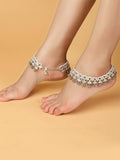 KARATCART  Set Of 2  Gold-Plated White Kundan-Studded Anklets