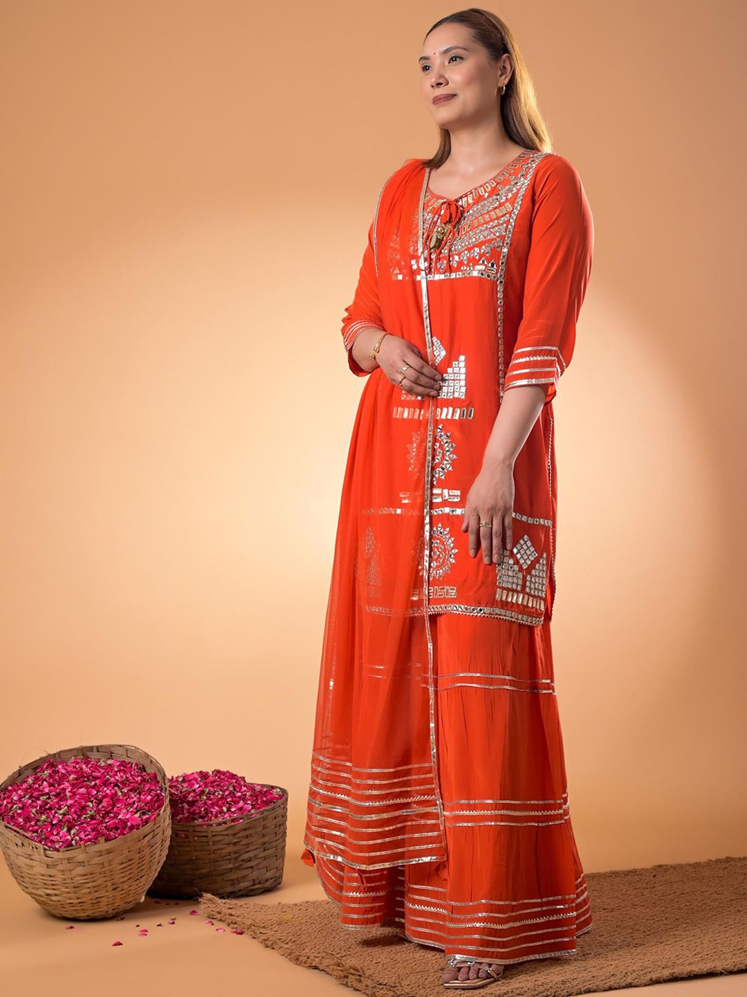 Mamicha Women Regular Thread Work Pure Cotton Kurti with Palazzos & With Dupatta