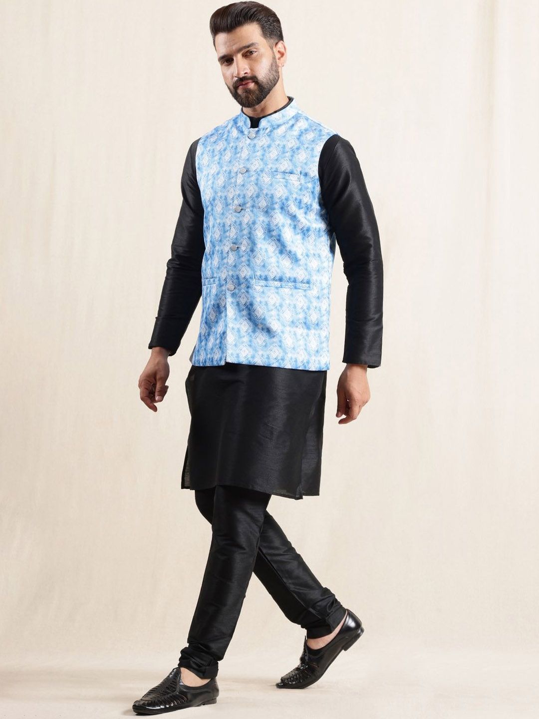 Anouk Mandarin Collar Straight Kurta With Pyjamas & Nehru Jacket