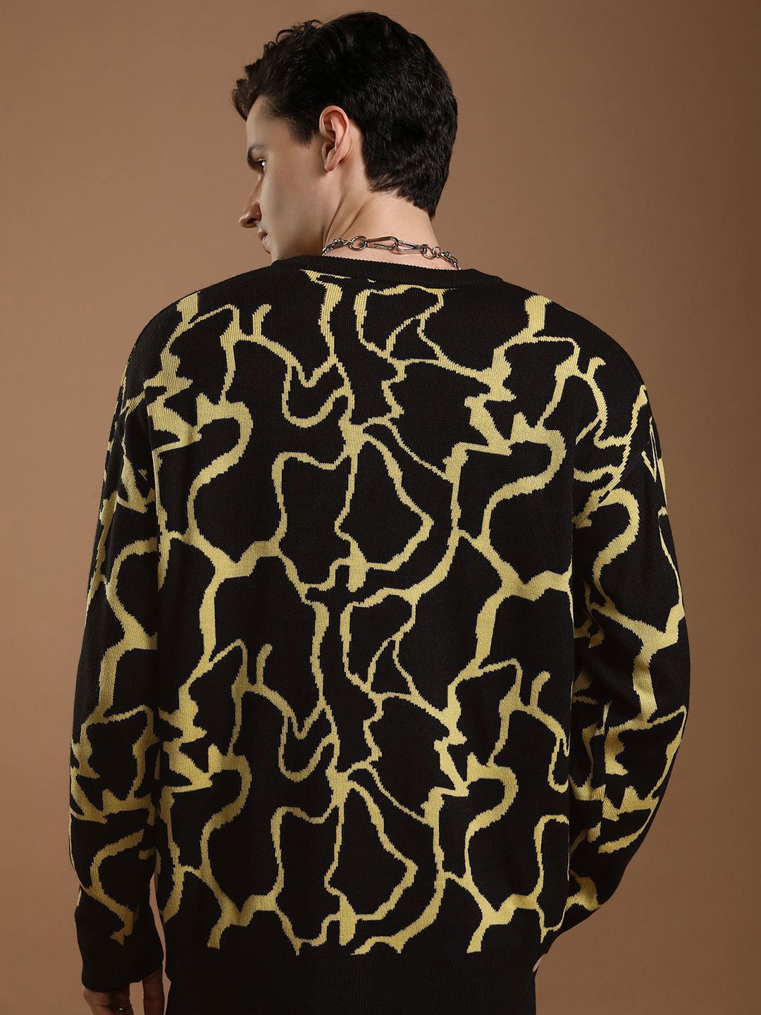 HIGHLANDER Men Pullover with Embellished Detail